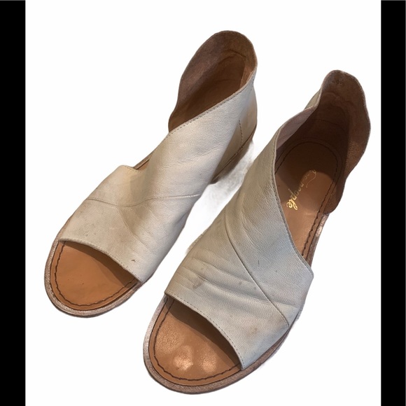 Free People Mount Blanc Assymetrical Sandal - Picture 4 of 13